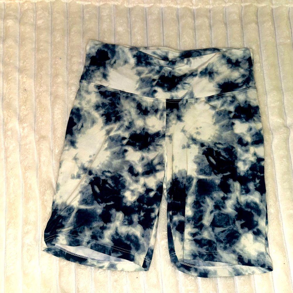 biker shorts